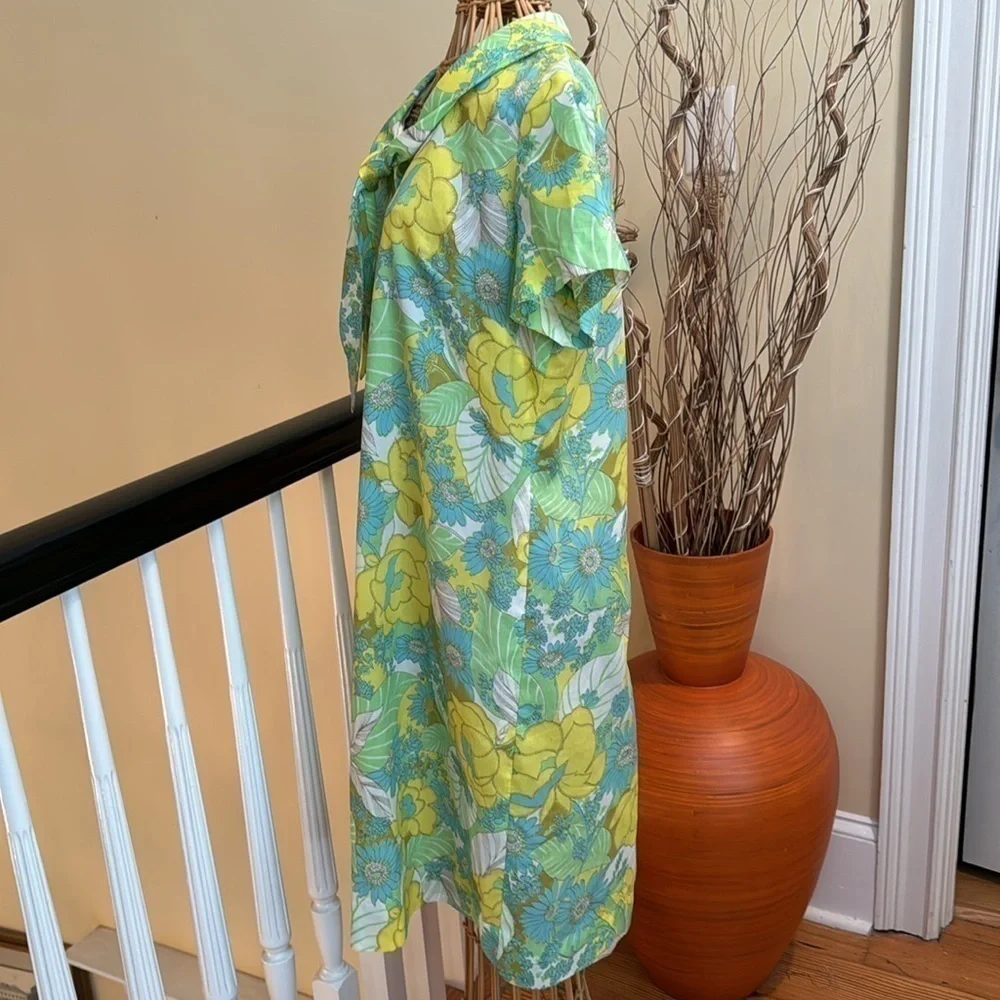 Elegant Miss of California Vintage flower dress